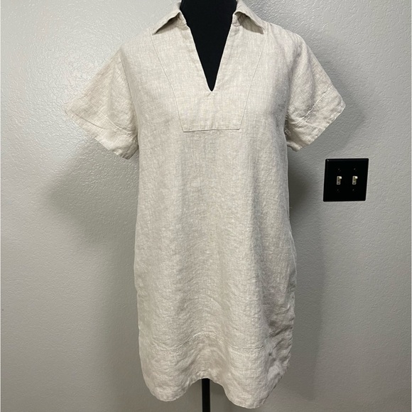 Madewell Dresses & Skirts - Madewell V-Neck Mini Dress in 100% Linen Medium